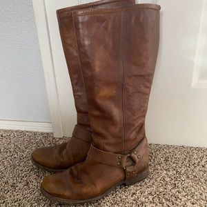 Frye boots brown leather